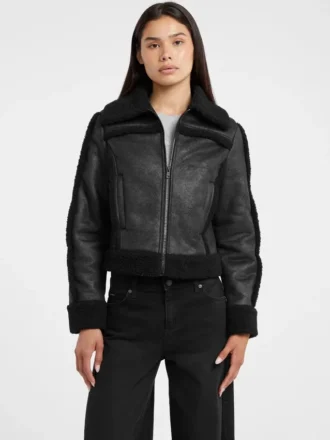 Jacke aus Kunstfell